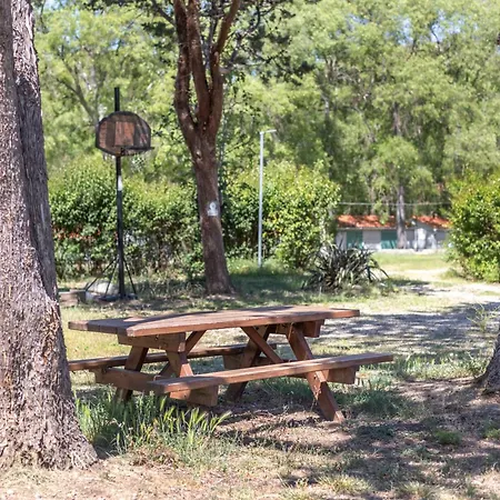 Holiday home 6 Entre 4 Et 6 Personnes *